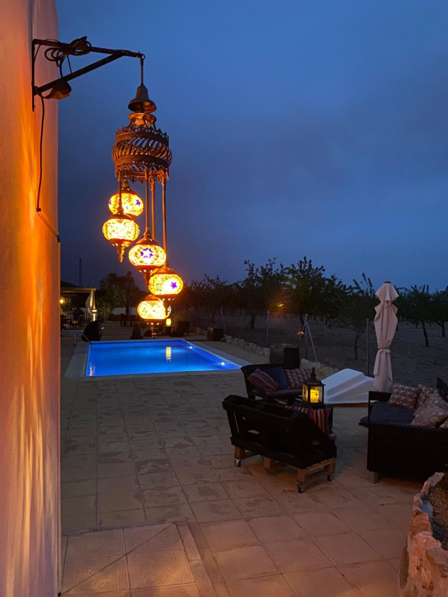 B&B Casa Blanca Oria Esterno foto